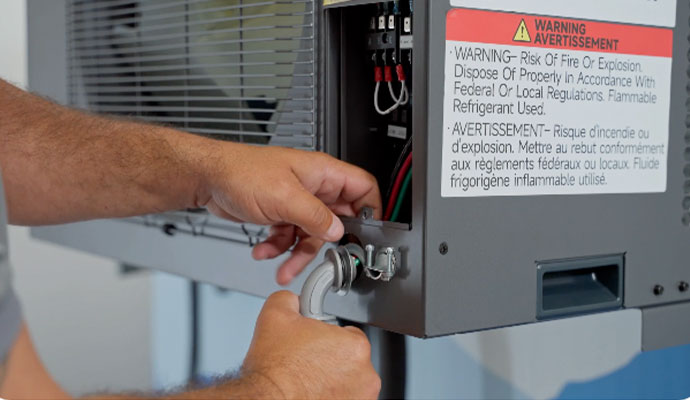 A technician refrigeration repair